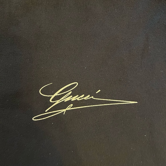 4 Rare Authentic Gucci Signature Dust Bags(sizes in pictures) - Picture 2 of 10
